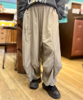 リボンベルト サラリ 裾タック ヒザデル 変形 ゆるい パンツ
