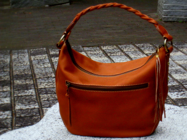 【ＧＵＡＴＥ(グァテ）】三つ編 持ち手の革（レザー）ショルダーバッグ★送料無料