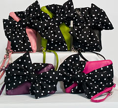 【ガジェットケース (水玉リボン）】かわいい！コスメポーチとしても活躍★メール便対応