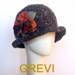 グレヴィ  ニット帽 Ｇｒｅｖｉのニット帽子 ニットキャップ フラワー付の帽子 花 firenze イタリア 直輸入 ハット フィレンツェ★送料無料