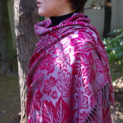 【大判 ストール】MAPLE (メープル）カエデの葉・植物柄のジャガード/パシュミナ タッチ★メール便対応