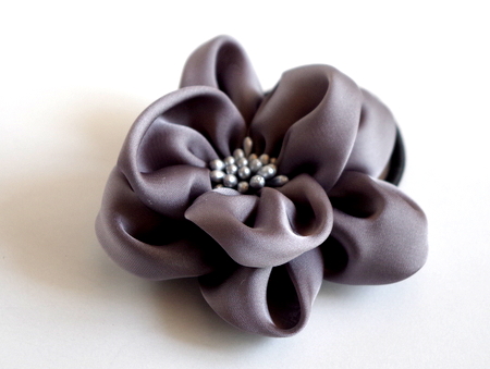 ヘアアクセサリー】ヘアゴム・花/ハンドメイド/かわいい・結婚式