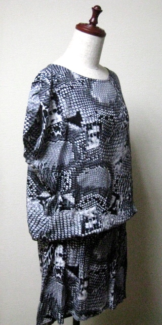   カルバンクライン　花柄リボン付きチュニック　チュニック Calvin Klein カルバンクライン 花柄リボン付きチュニック