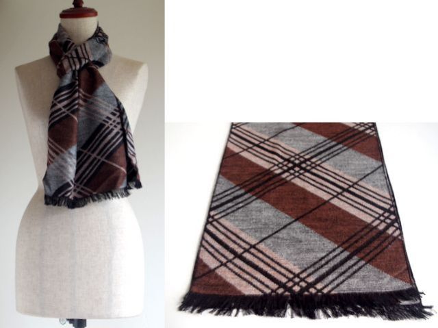 モダール マフラー】幾何学模様のモダールマフラー・ストール・黒・赤