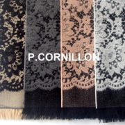 P.CORNILLON（コルニヨン）マフラー レース 花 レディース フリンジ ストール リバーシブル 秋冬 冬 フランス製 カシミヤタッチ ジャガード ホワイト ブラック シルバー ピンク 手洗い可能★メール便対応