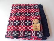 【YARNZ】16AW ヤーンズ MAJA PLAID 大判ストール STANDARD FORM チェックのストール 大判　超・厚手のウール・カシミアストール ネイビー 赤 ヤーンツ★送料無料