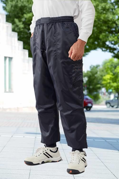 中綿入りフライトパンツ