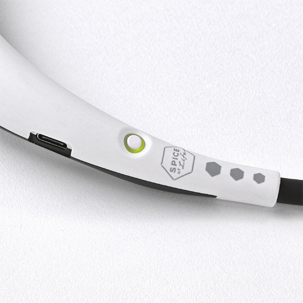 スパイス SPICE ダブルファン ハンズフリー ホワイト×ブラック 首掛け 首かけ 携帯用 扇風機 ハンディファン df201wb