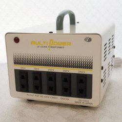 マルチ変圧器1000W