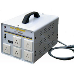【送料無料】各国の電圧に対応したマルチ入力ダウントランス　ほとんどの電化製品が使える余裕の容量3000W
