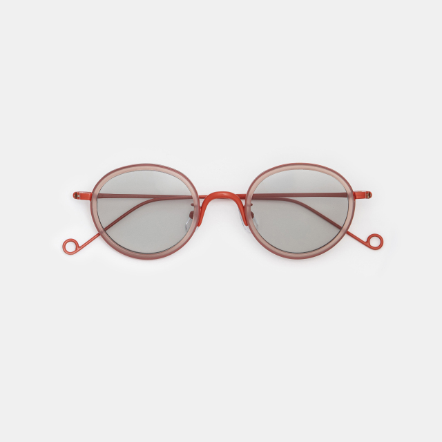 "Carole Baijings × Ciqi " HERBIE Colourways by Carole Baijings Red Blush  Light Gray lens sunglasses《ハービー レッドブラッシュ ライトグレーレンズサングラス》