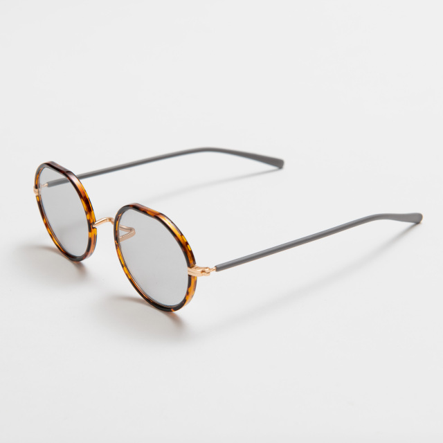 Ciqi ミック スレートグレー ライトグレーレンズ サングラス MIKK Slate Gray Blue Lens sunglasses 《ミック スレートグレー
