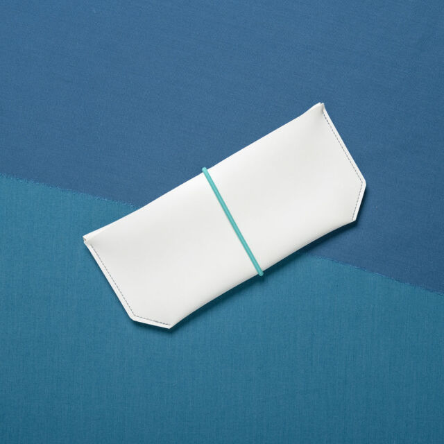 FTCトートポーチ、TWKトートポーチ、フォクシーデイジーベロアチューブトップ Hobonichi: Drawer Pouch Pocket (Toshiyuki Fukuda: Delivering