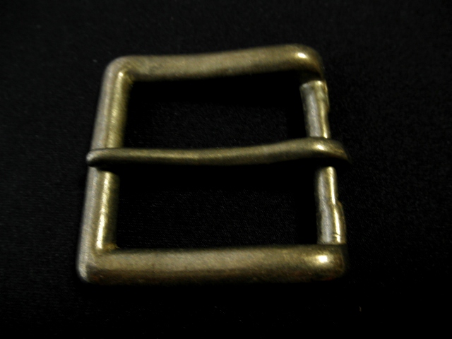 バックル 40mm 真鍮アンティークブラス仕上げ　スクエア帆形ラージサイズ　245AB-40