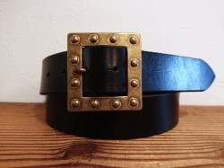 栃木レザーベルト　オイル多脂革　38ｍｍ　TRNBギャリソンバックル付き　革ベルト【革カラーが選べます】