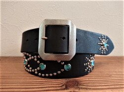 ラディアルデザインスタッズベルト　栃木レザー40ｍｍ【ベルト革＆スタッズカラーが選べます】