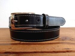 栃木レザーベルト【ブラック】デザインステッチベルト／ビジネス＆カジュアルベルト【帆型タイプバックル】30ｍｍ　受注制作商品