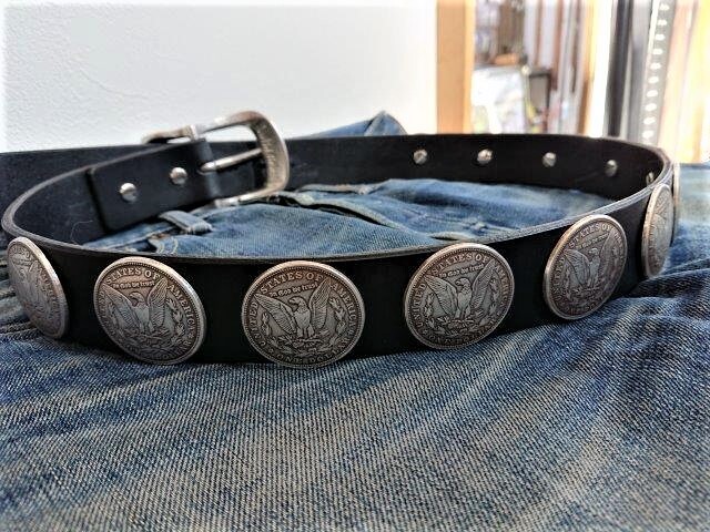スロッテドコンチョベルト【Tandy Leather 4 CONCHO 】 コンチョ4個  