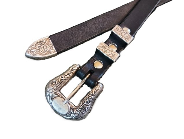 IVAN4ピースバックル付き 栃木レザーウエスタンナローベルト ブラック