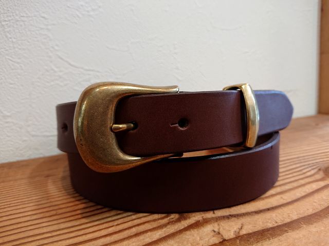 撮影使用モデル】ナローベルト 栃木レザー【チョコレートブラウン