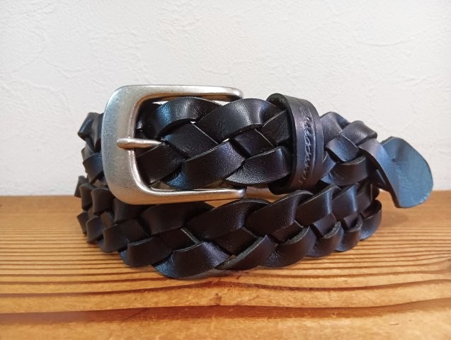 AIMONT 黒編み込みレザーベルト AIMONT 黒編み込みレザーベルト
