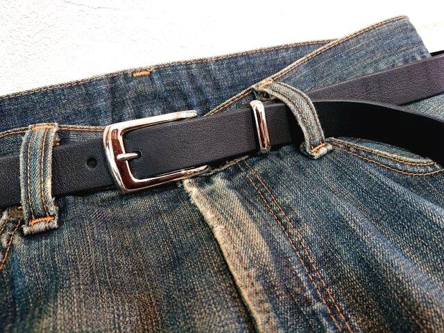 3ピースバックル付き 栃木レザーナローベルト シンプルデザイン