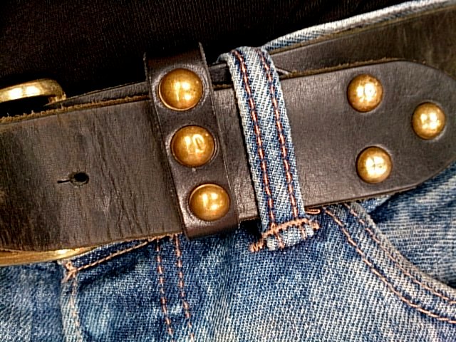 ベルトカスタマイズ商品　【ループ＆剣先スタッズ】