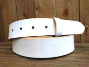 【中古品】ホワイトレザー ゴールドバックル ベルト 白蛇 パイソン レザー ベルト 3カン ピンタイプ バックル 錦蛇