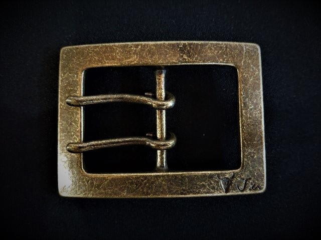 JUN COMPANYオリジナルデザインバックル 40mm ギャリソンダブルピンバックル　アンティークブラス