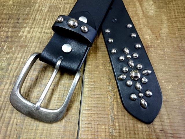ラインスタッズ＆フラワーデザインスタッズベルト　【ベルト革＆スタッズカラーが選べます】
