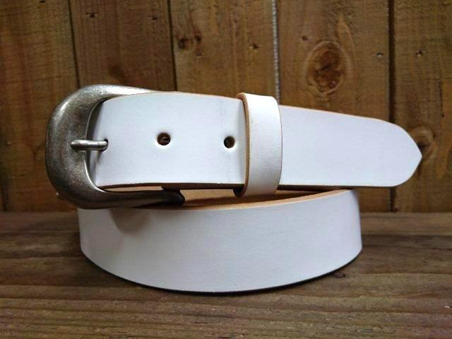 栃木レザーベルト　革ベルト【ホワイト】35ｍｍ　バックル付お買い得セット