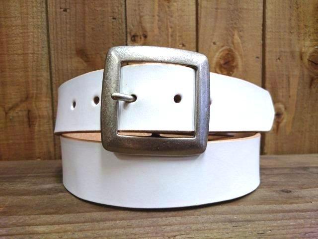 栃木レザーベルト　革ベルト【ホワイト】38ｍｍ　バックル付お買い得セット