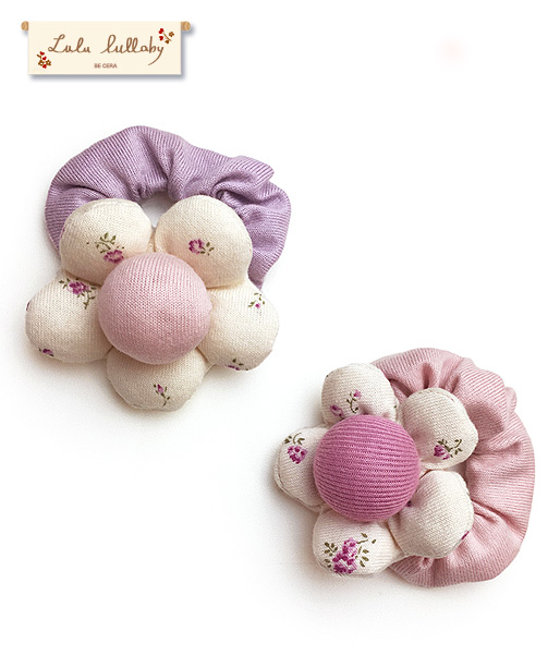 ベビー】お花のリストガラガラ(鈴入り)綿100%