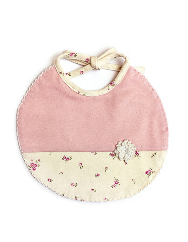 花モチーフスタイ(よだれかけ)