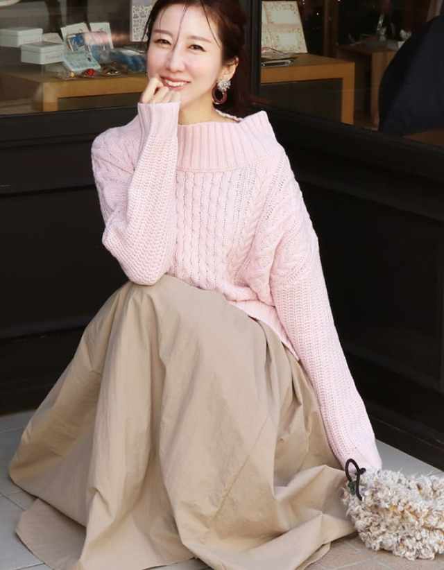 ブリジット・ウール混ふんわりケーブルニット