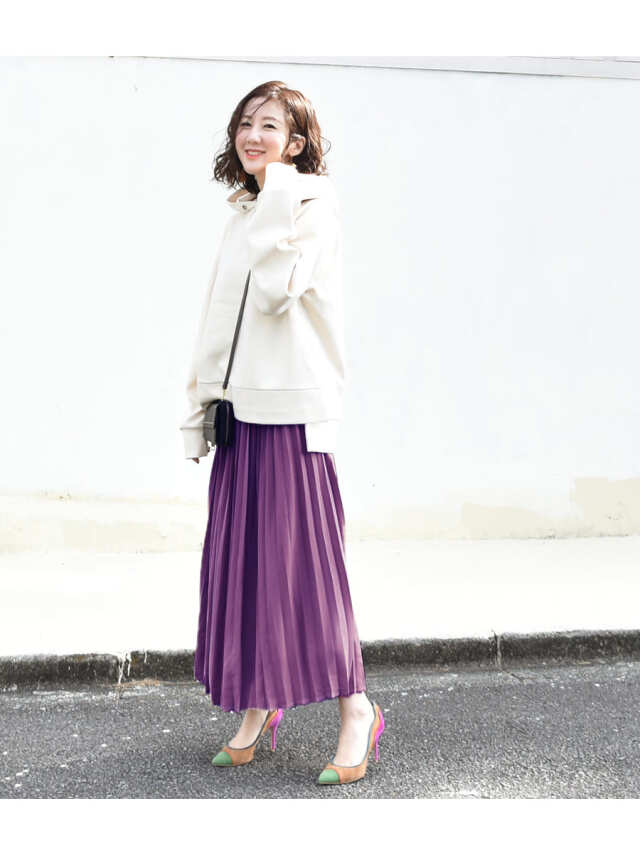 マタニティスカート＞ライラ・お腹楽ちん！広がる美プリーツロング