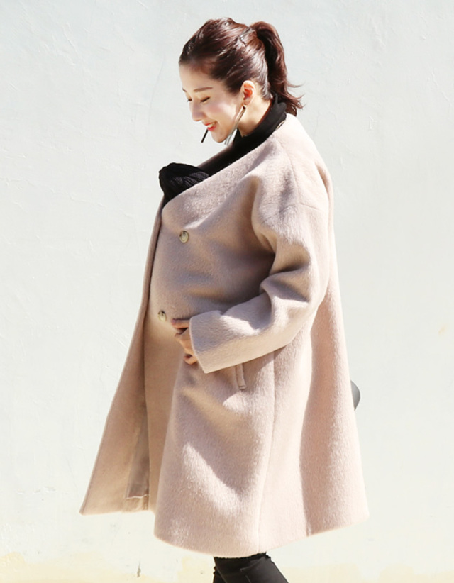 Royal Milk teaグレース・アルパカ混ノーカーラーママコート