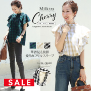 SALE 【13時までのご注文で即日発送対象】＜授乳服・マタニティ＞チェリー・ギンガムチェックコットンフリルスリーブブラウス（ジッパータイプの授乳口）　【6311240】授乳服 マタニティウエア 半袖 ノースリーブ 綿100％ 妊娠 出産 産前 産後 Milk tea
