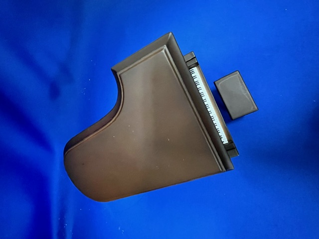 NO-12   B級品　グランドピアノ　18cm　茶（艶消し）