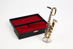 バリトンサックス（Baritone Saxophone)　1/6サイズ