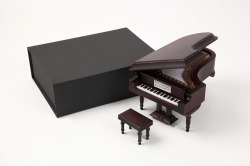 グランドピアノ　18cm　茶（艶消し）
