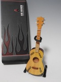 ミニチュア楽器　Axe Heaven Classic Natural Finish Soprano Ukulele  JL-261