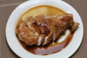 【トリイソース使用】いさむポークロース肉のトンテキ