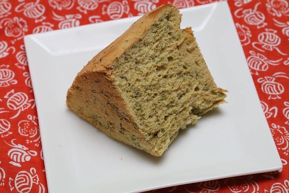 【冷凍・グルテンフリー】玄米粉と有機豆乳のシフォンケーキ（よもぎ）