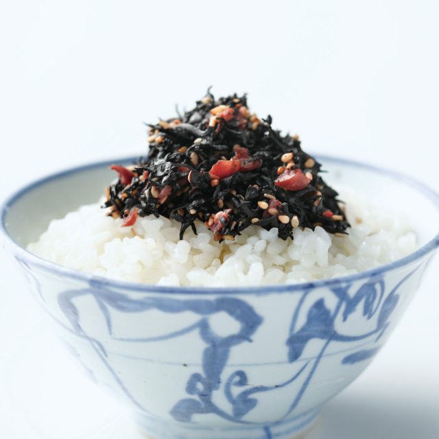 カリカリ梅ひじき 100g (381606)