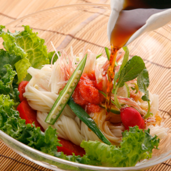 送料無料】無着色昆布漬辛子めんたい570g (700000)