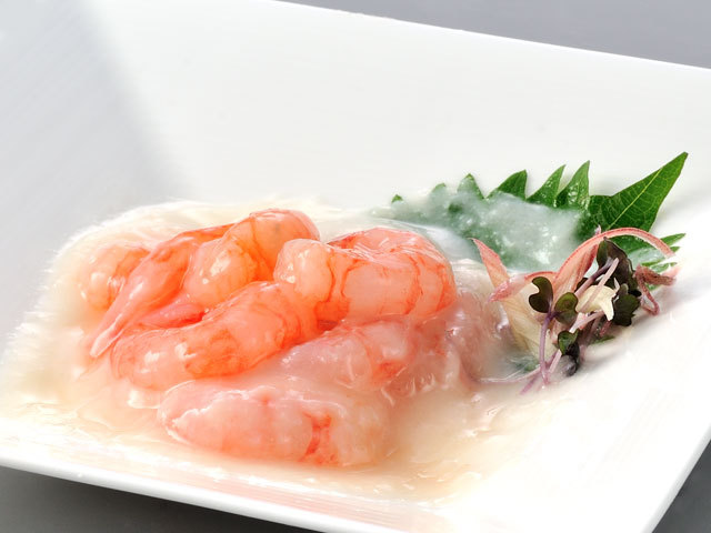 おさしみ糀といか黒作り《新鮮な刺身を糀風味で》さらに黒作り付