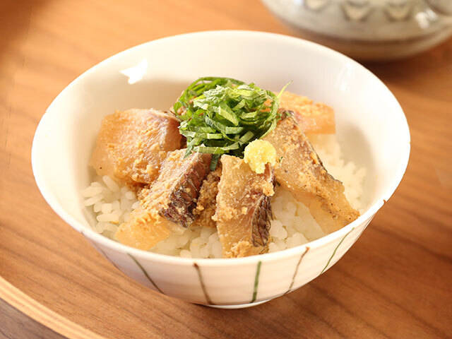 富山発・産直通販ショップ【よね田】鯛茶漬け ごま風味のお刺身