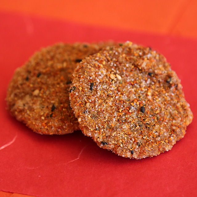 金沢百縁煎餅「大辛ごま」　３枚入り