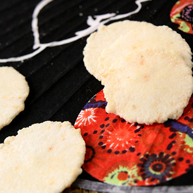 金沢百縁煎餅「わさび」　１５ｇ